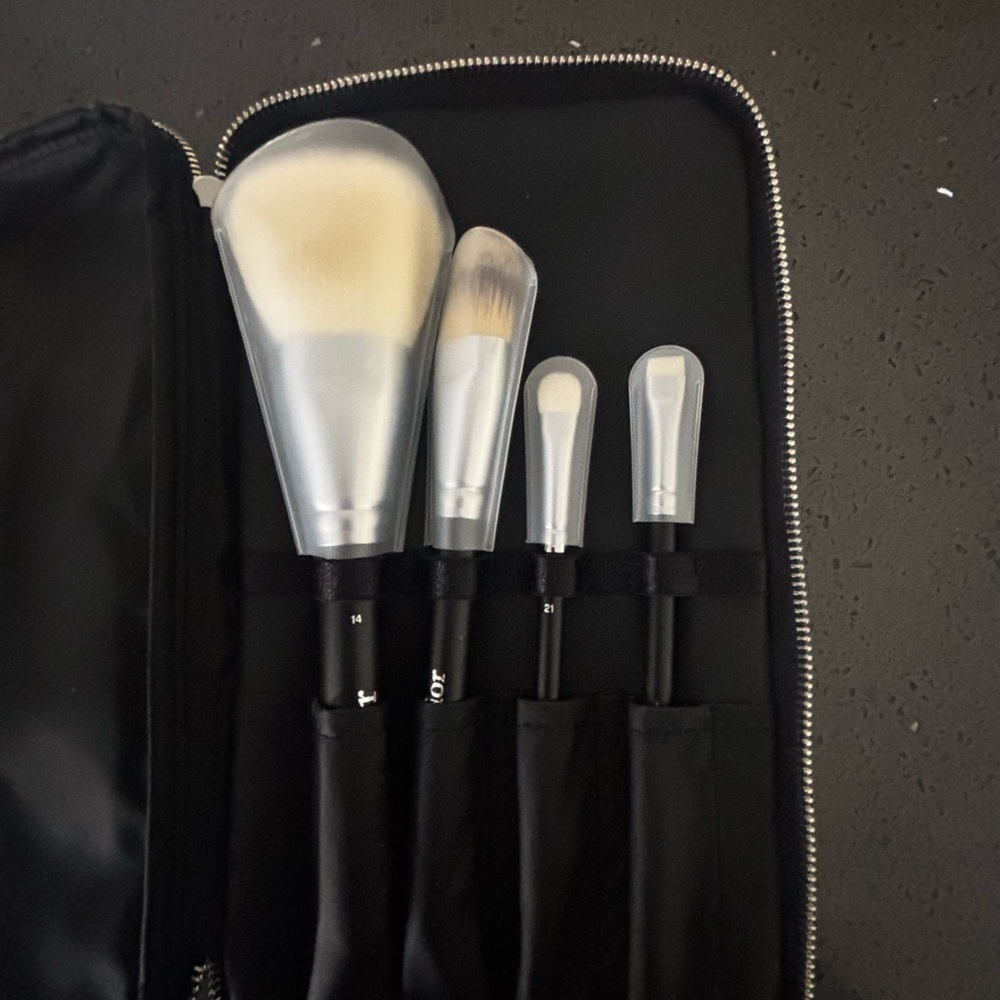 Dior Backstage VIP 4 PieceBrush Set